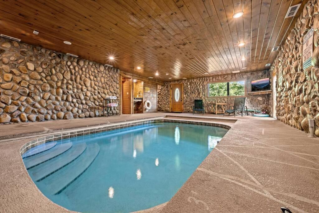 Pvt Pool At The Grotto Villa Sevierville Buitenkant foto